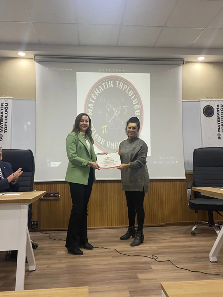 Matematik Topluluğunun düzenlemiş olduğu "Bölümümüz mezunları ile iş fırsatları” konulu konferans